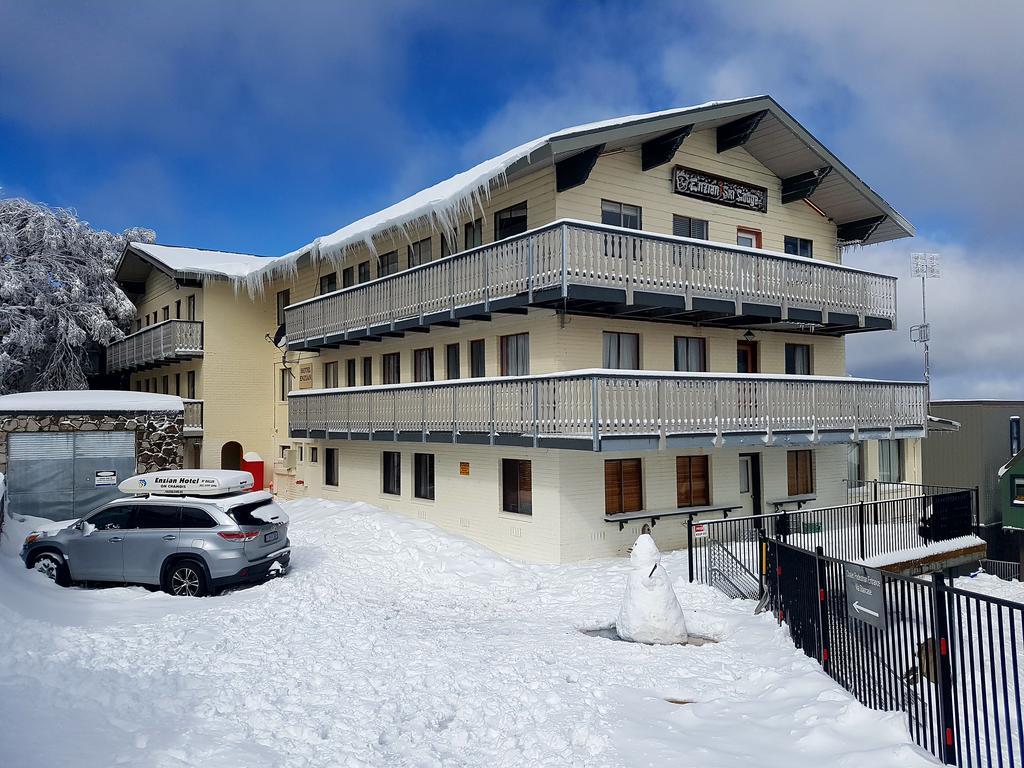 Enzian Hotel Mt Buller マウント・ブラー エクステリア 写真