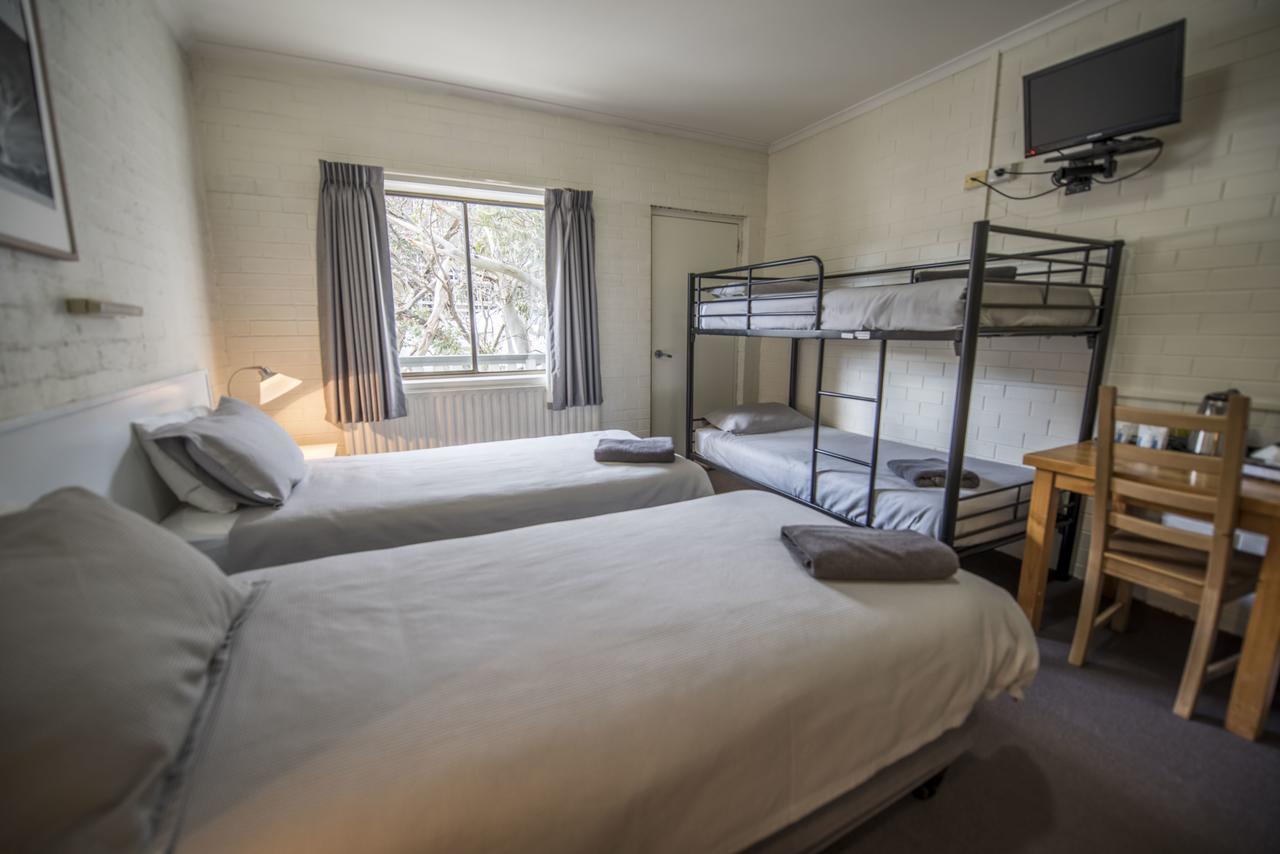 Enzian Hotel Mt Buller マウント・ブラー エクステリア 写真
