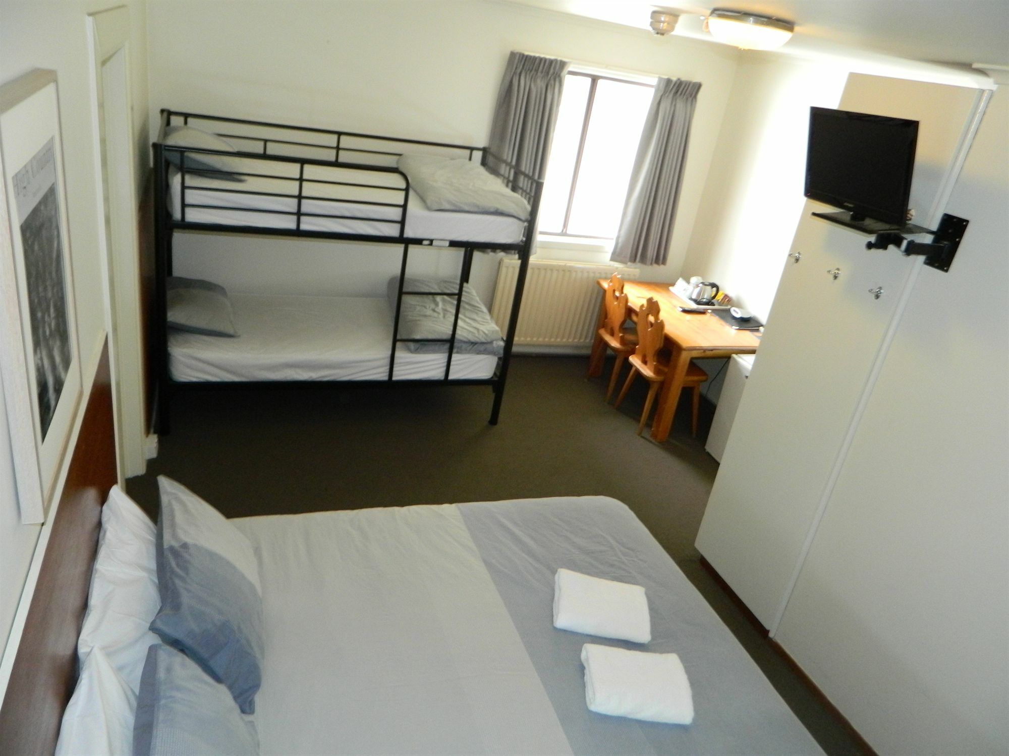 Enzian Hotel Mt Buller マウント・ブラー エクステリア 写真